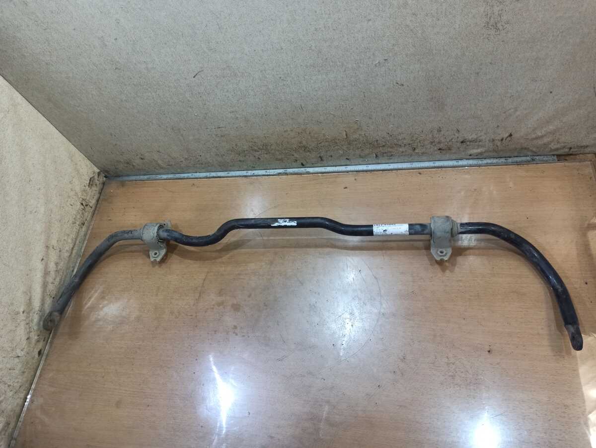 Tappetini Gomma Anteriori Per Volkswagen Caddy III/IV (2003-2020) – 2 Pezzi Con Bordo Alto 15 Mm E Rinforzo Pedali